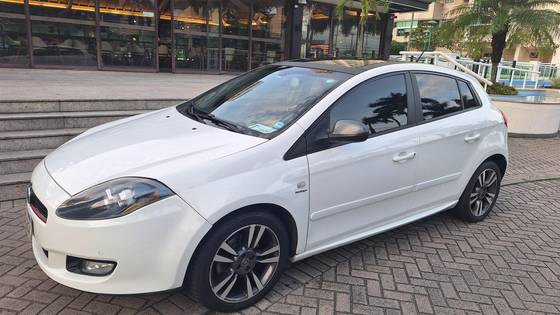 FIAT BRAVO 1.8 SPORTING 16V FLEX 4P AUTOMATIZADO